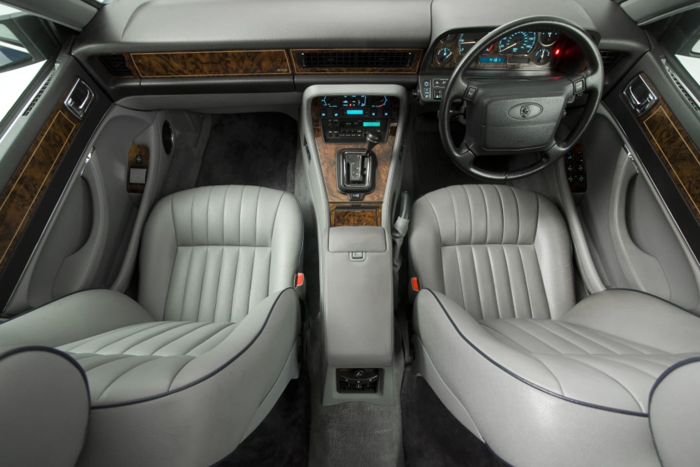 Intérieur de la Jaguar XJ40