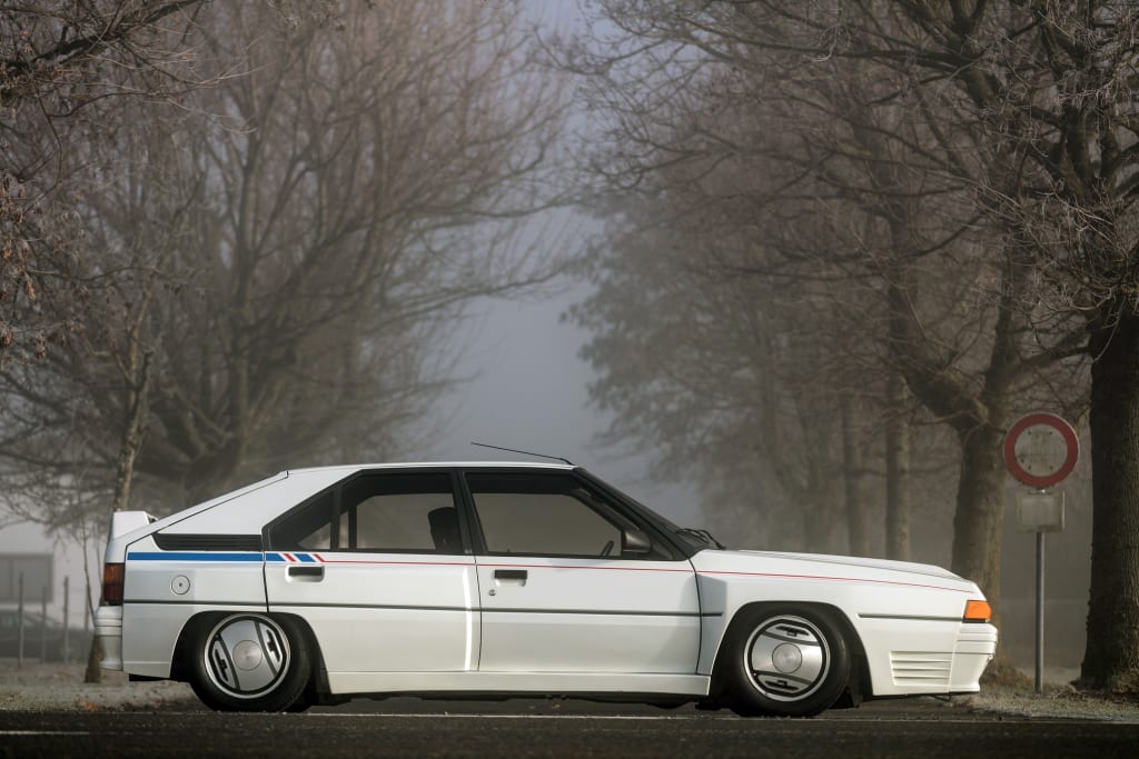 Citroën BX 4TC vue de profil