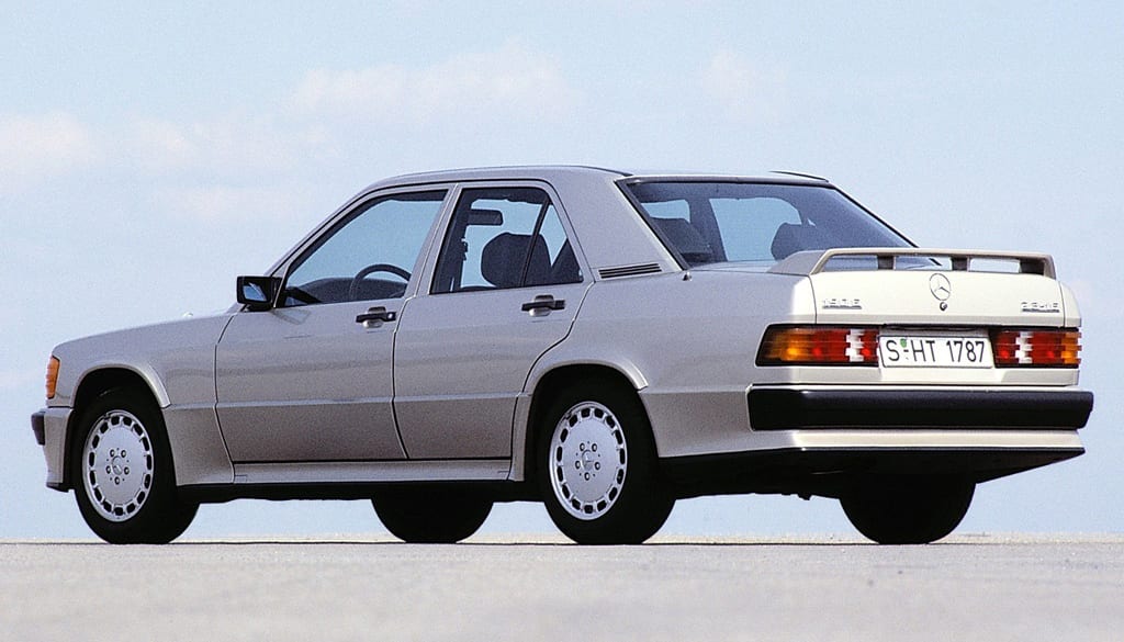 Seul l'aileron arrière laisse imaginer des performances de haut niveau.