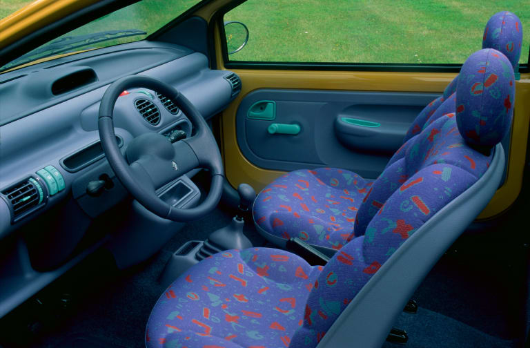 Renault_4591_global_fr