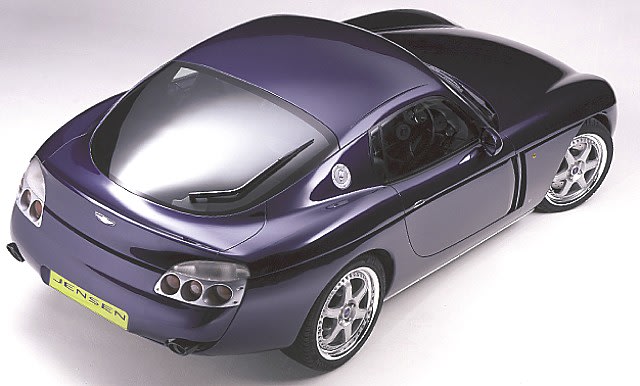 La CV8 Concept telle qu'elle fut présentée (en haut) et telle qu'elle fut vendue sur Ebay (en bas) !
