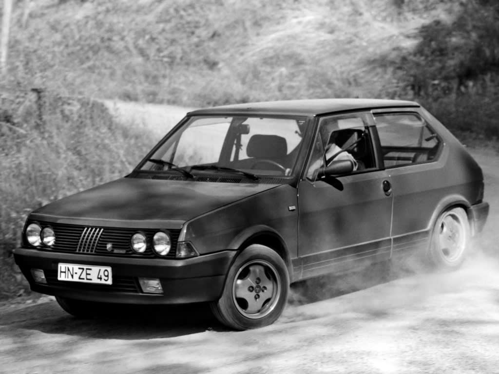 Fiat Ritmo 105 TC roulant en off road