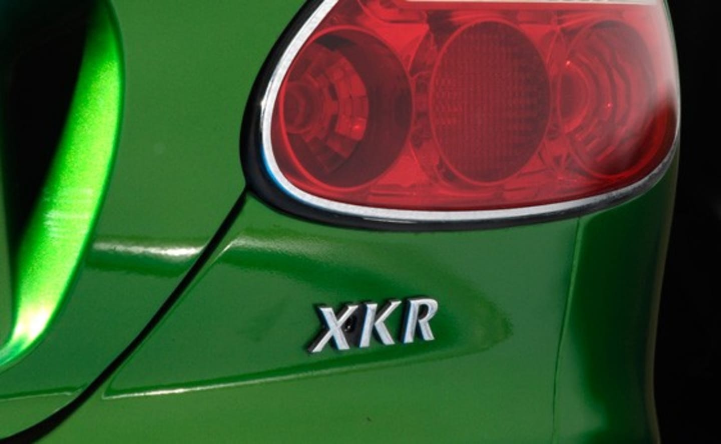 Article Jaguar XK8 SFX1 l'ancêtre de la FType AWD à la poursuite