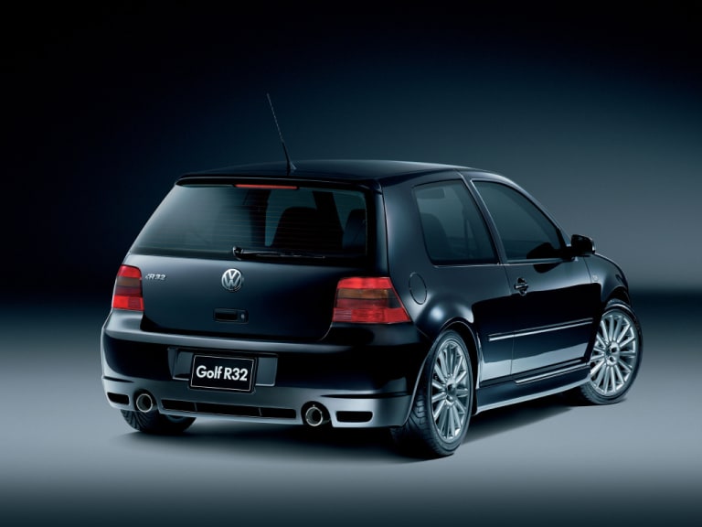 Golf IV R32 vue de derrière