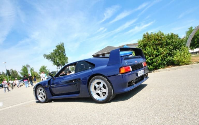 Venturi 400 bleue de profil