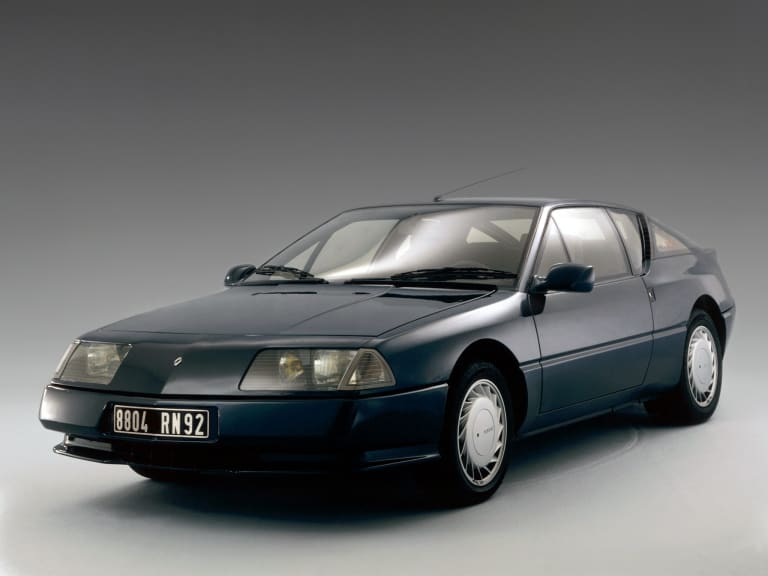 L'Alpine GTA et sa carrosserie "classique" !