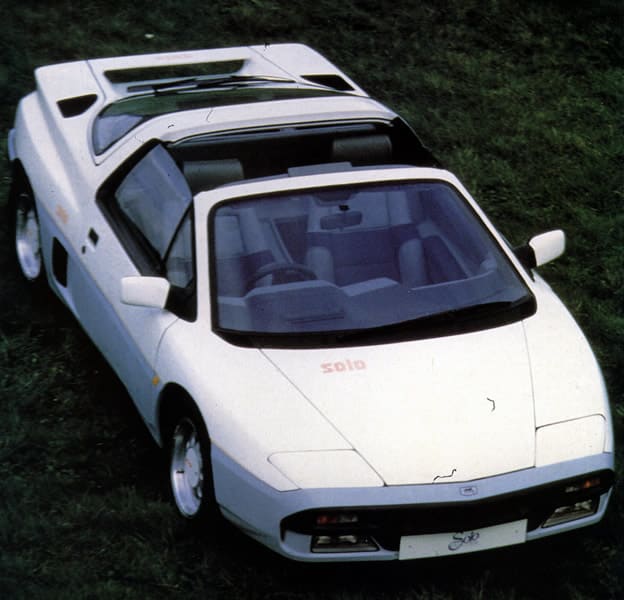 La Solo 1, qui rentrait en concurrence avec la Toyota MR, se transformera alors en Solo 2