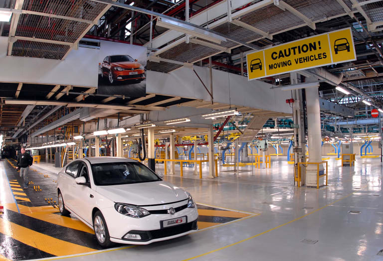 L'usine de Longbridge (un peu vide) au moment du lancement de la MG6 !