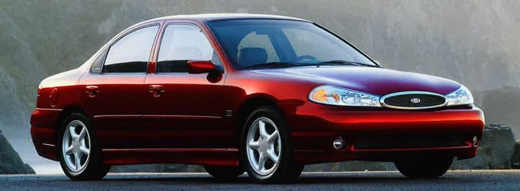 La Ford Contour SVT, cousine américaine de la ST200
