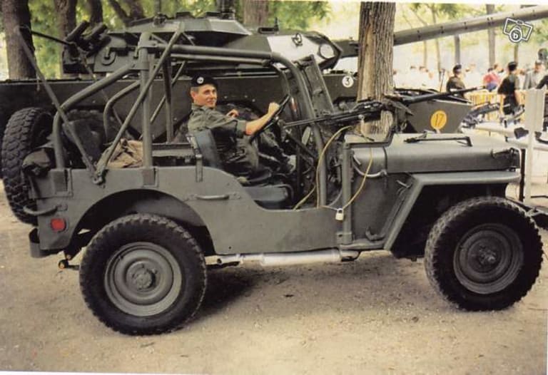 Les Hotchkiss ? Des Jeep Willys fabriquées sous licence américaine !