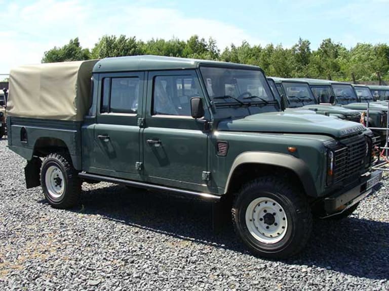 l'armée française dispose de plus de 300 Defender bien anglais !