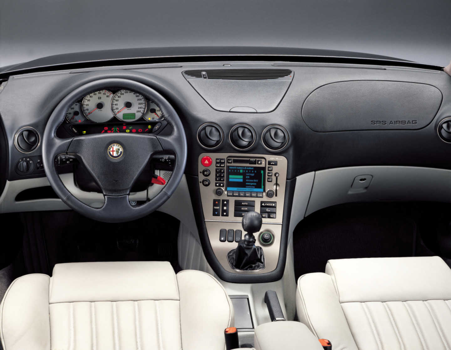 Intérieur de l'Alfa Romeo 166