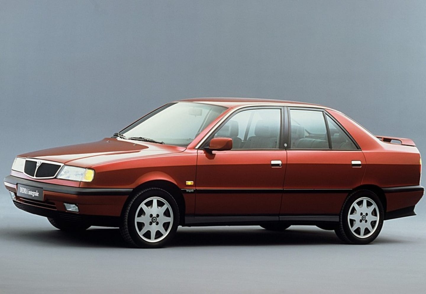 La Lancia Dedra, dont dérive la Delta 2