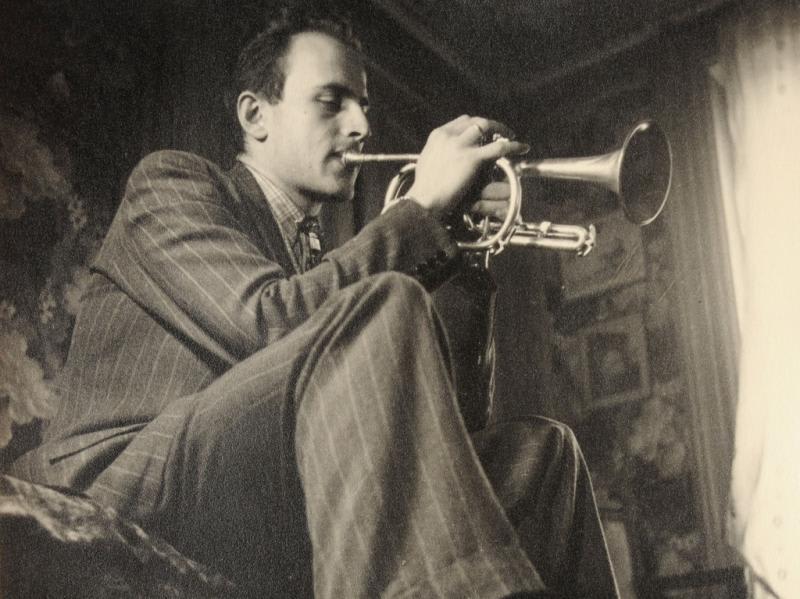Le touche à tout Boris Vian, alias Bison Ravi, était écrivain, jazzman, journaliste et amateur d'automobiles