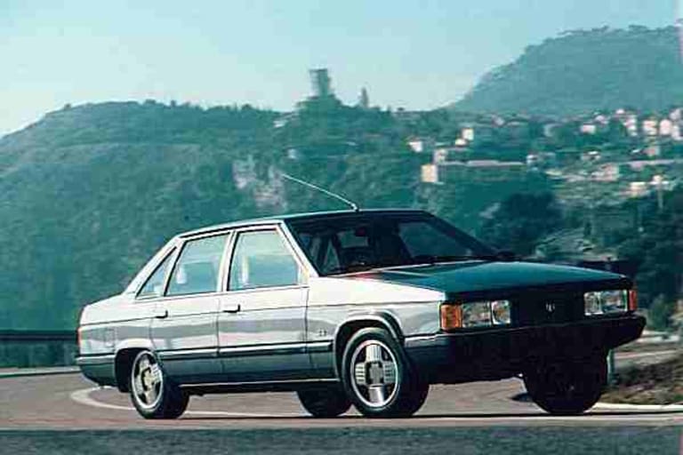 La Tagora SX était la plus puissante des berlines françaises, avec son V6 PRV de 165 ch.