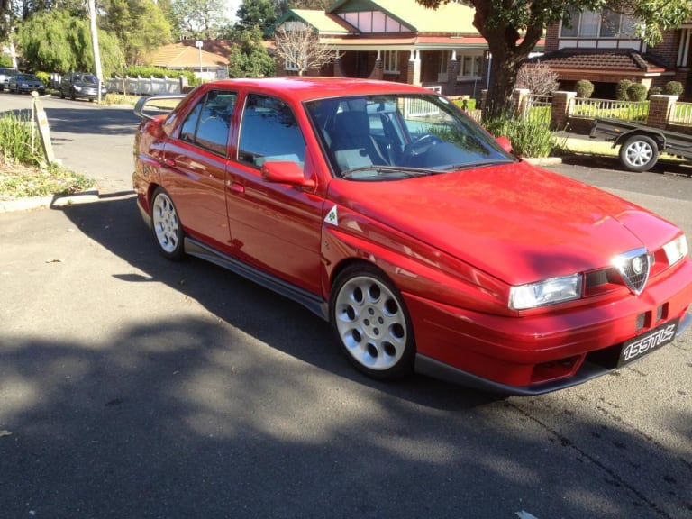 Notez comme la TI-Z devient musclée avec ses pare-chocs remodelés et ses ailes élargies !