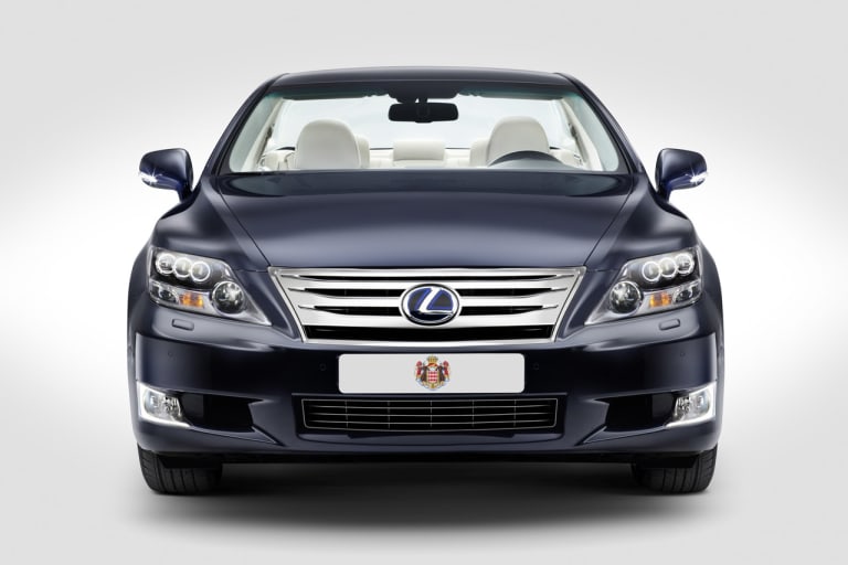 LS 600h L 06