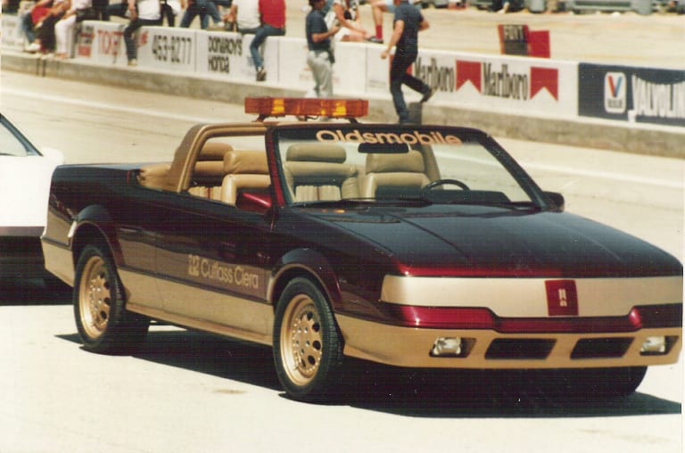 Tous les Pace Car PPG ne furent pas une réussite, à l'instar de cette Oldsmobile Cutlass Ciera !