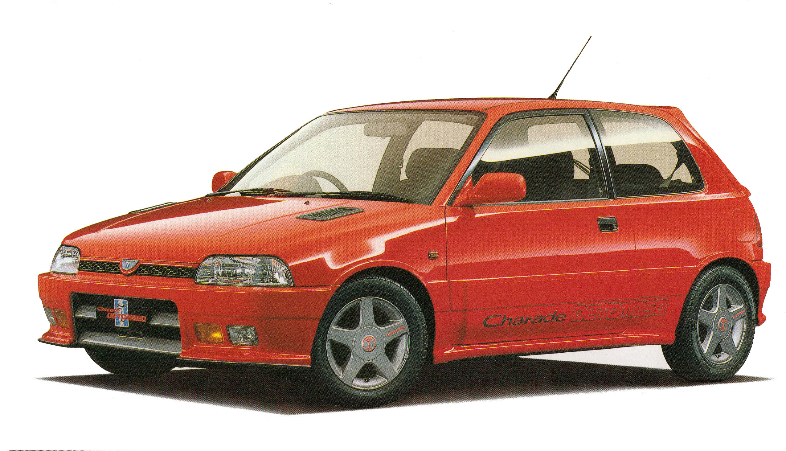 La Charade G200 propose à partir de 1993 une version De Tomaso pour le marché intérieur japonais !