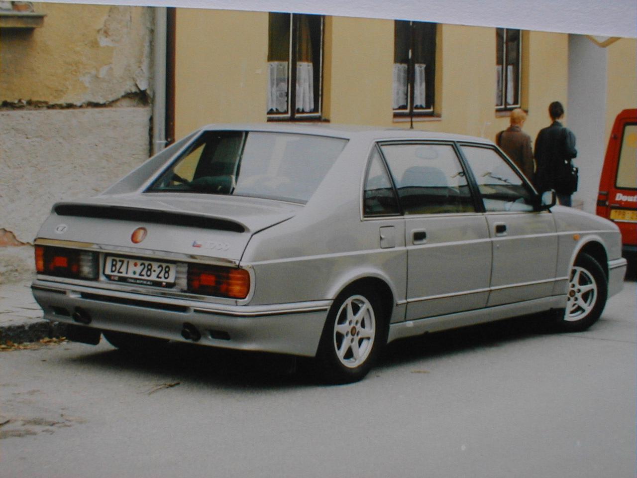 L'aileron arrière des modèles 96 disparaîtra heureusement sur les modèles 97