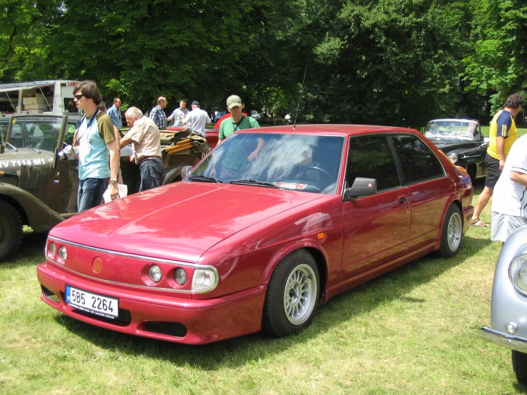La Tatra T700 GT, unique exemplaire avec 300 ch sous le capot arrière !