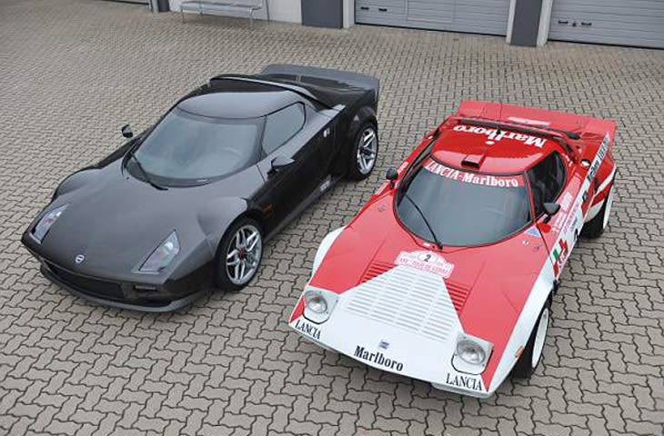 La New Stratos aux côtés de l'Old Stratos !