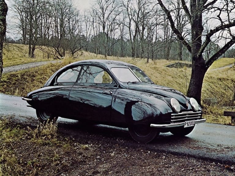 L'Ursaab, prototype de la 92, avec sa carrosserie "goutte d'eau"