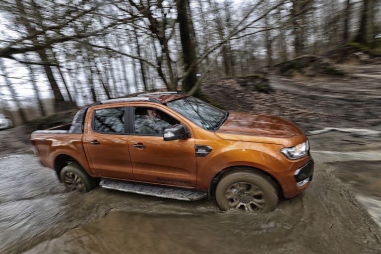 AUTO - ESSAI PRESSE FORD RANGER 2016