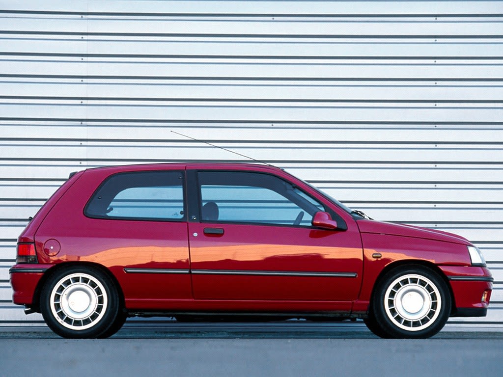 Clio 16S 06