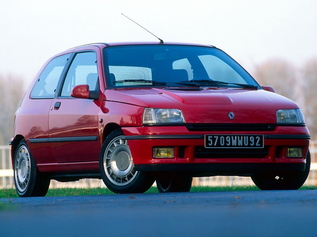 Clio 16S 08