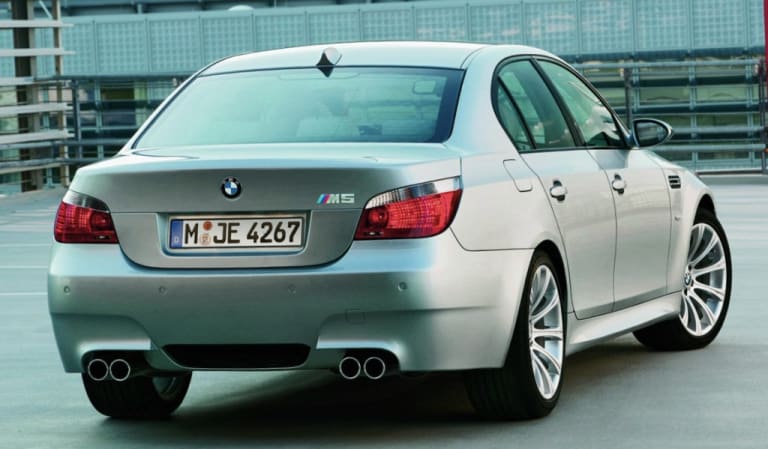 La fabuleuse E60 M5 à moteur V10 fera l'objet d'un article spécifique !