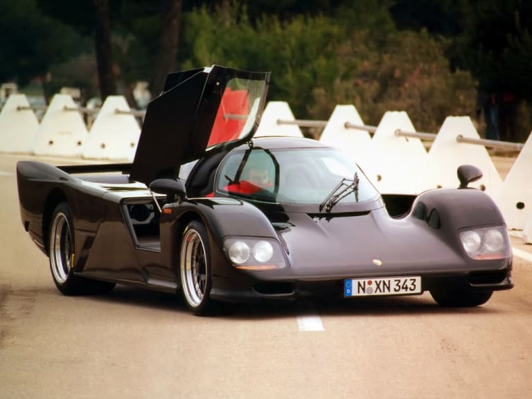 962 Le Mans noire de face