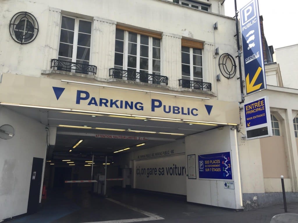 L'entrée du Parking Rédélé aujourd'hui