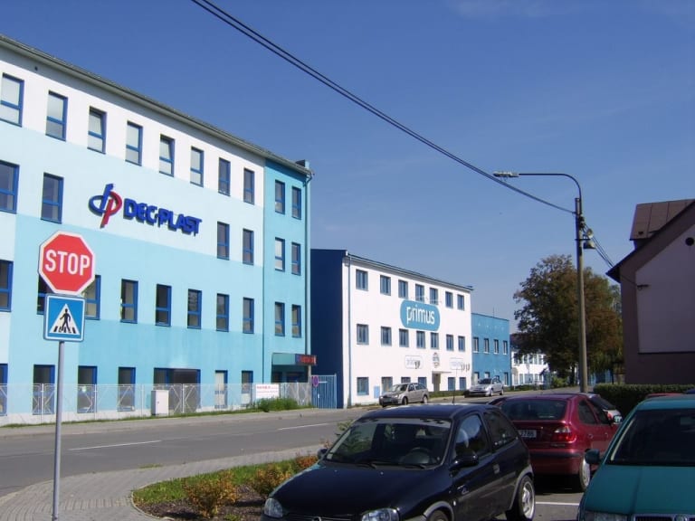 L'usine Tatra de Pribor aujourd'hui ! Elle n'a changé que de couleur !