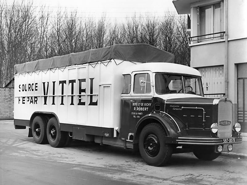 Deux 6R150 de 1960
