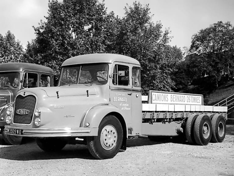 Le prototype Le Levrier utilisant le fameux V8 Alsthom en 1957