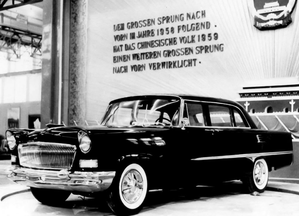 La CA 72, première Hongqi (Drapeau Rouge) d'une longue lignée !