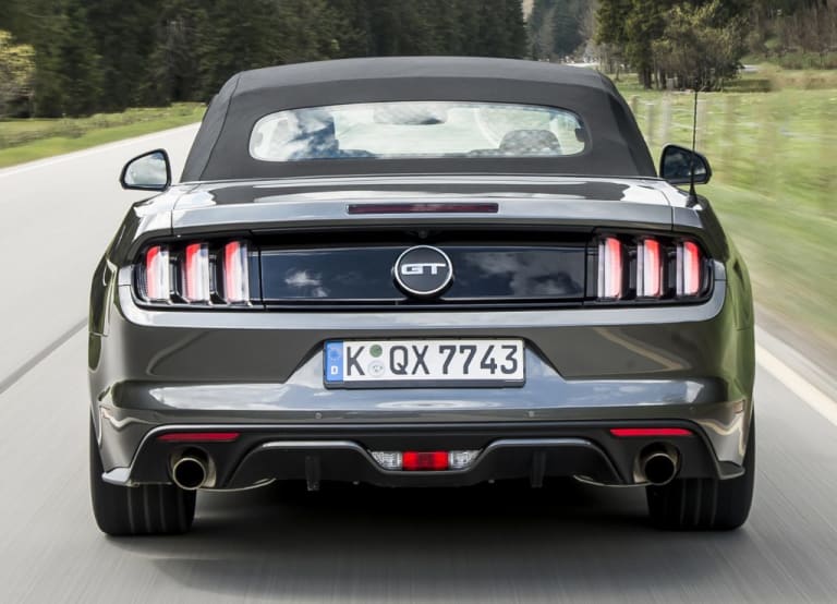Mustang 2015 03