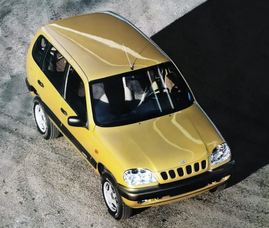La VAZ 2123 portait à ses débuts le logo Lada, et ne s'appelait pas Niva