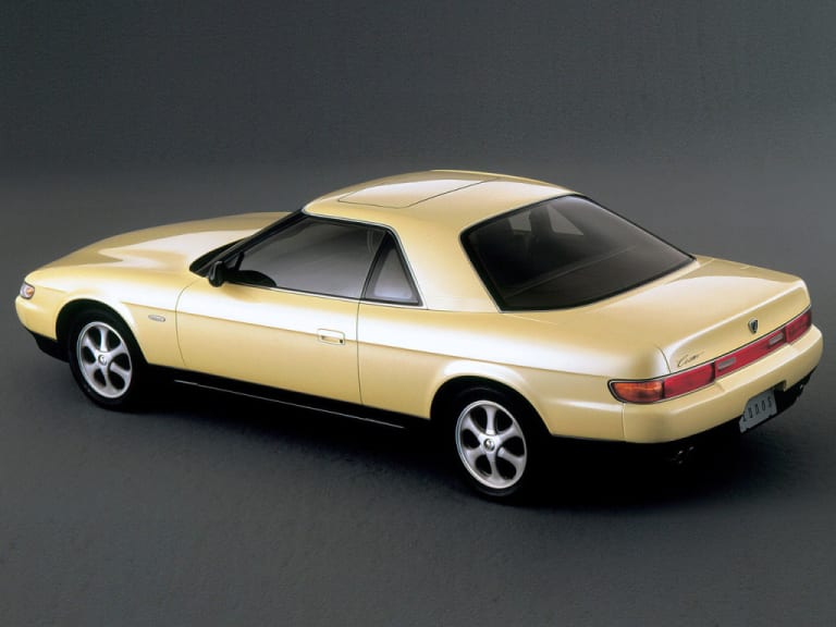 Amati devait enfin disposer d'un coupé basé sur l'Eunos Cosmo à moteur rotatif