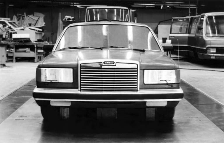 La 4012, version Clay