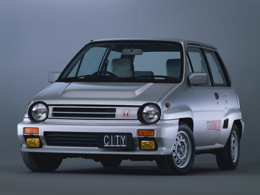 La Turbo II, ses 110 canassons et son look démonstratif