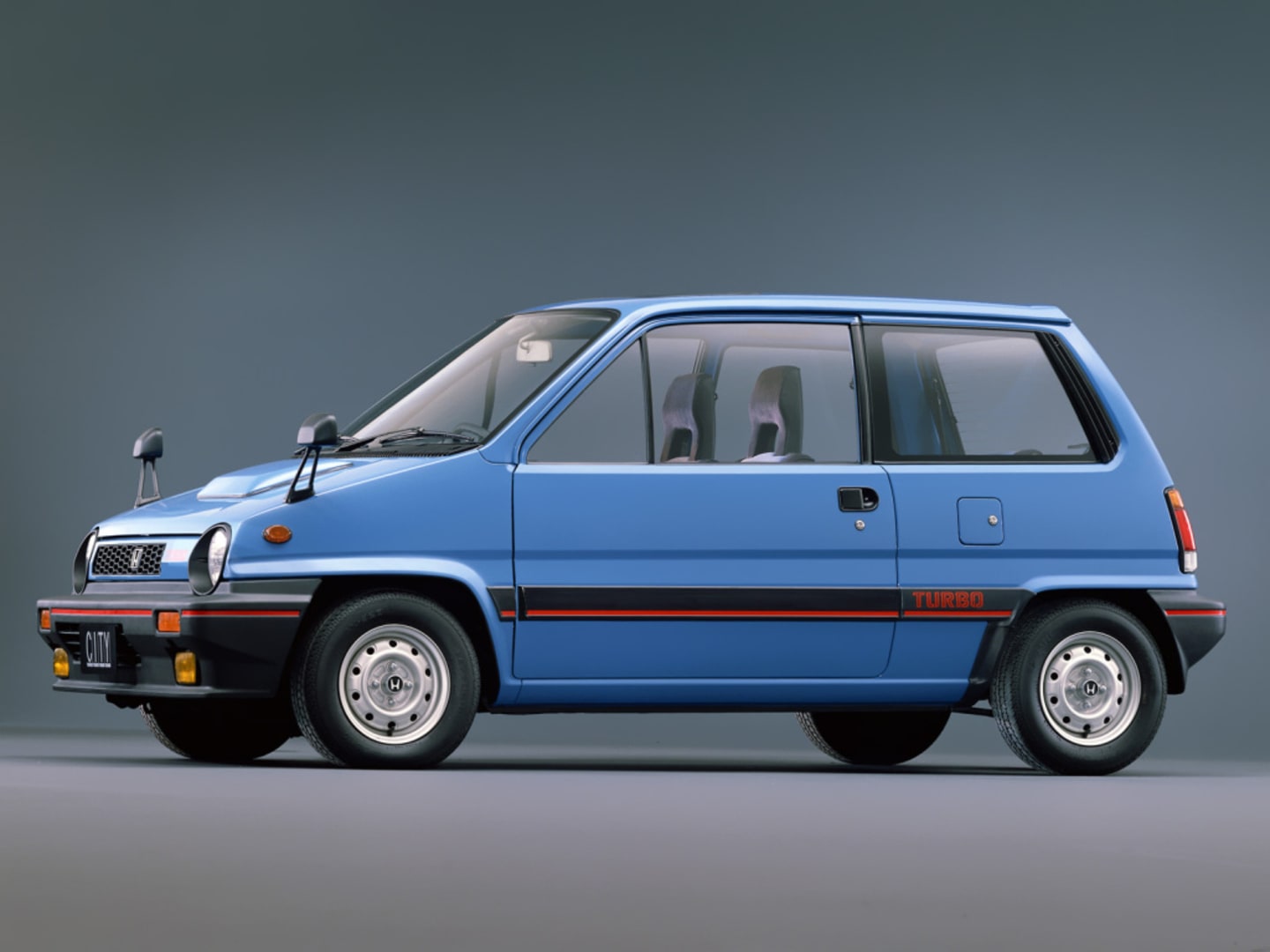 La City Turbo (en haut comme en bas)