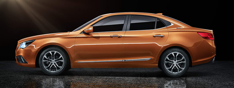 BAIC, avec ses moteurs Saab sous licence, produit aussi les Senova