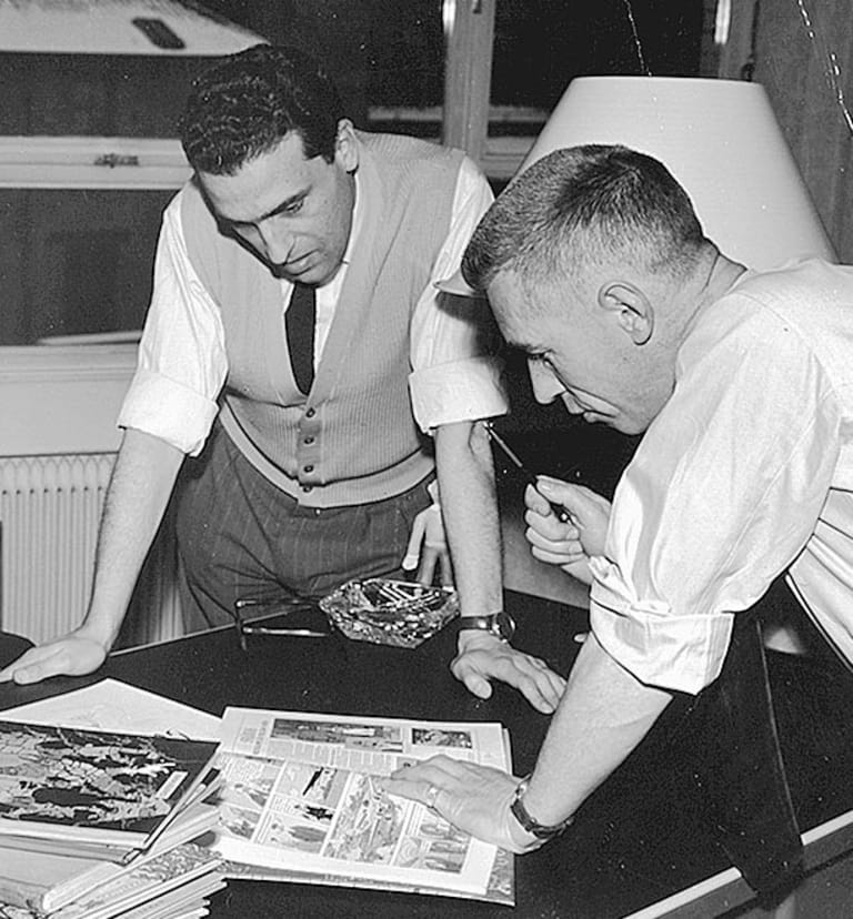 C'est la Giulietta Sprint Veloce d'Hergè (à droite) qui inspirera Jacques Martin (à gauche) pour l'Alfa de Lefranc