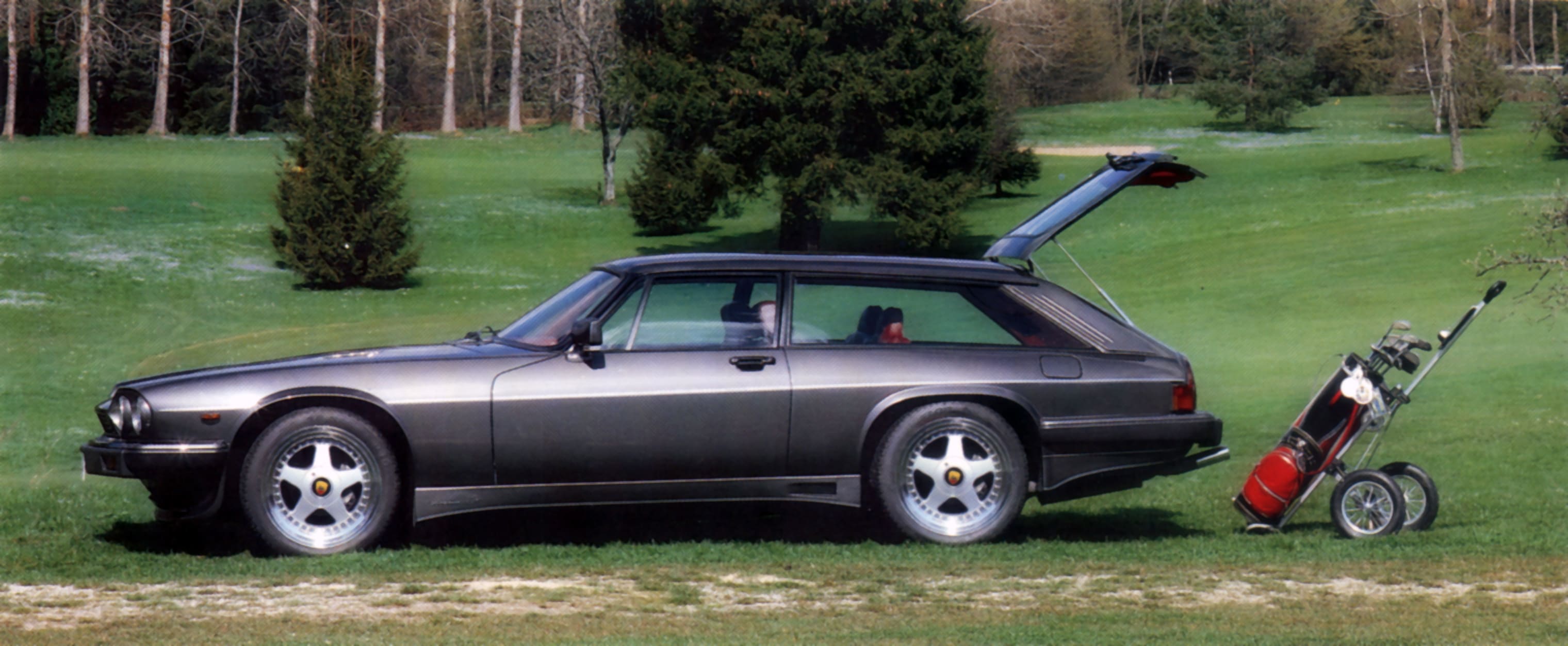 l'AJ3 Station Car, cousine de la Lynx Eventer