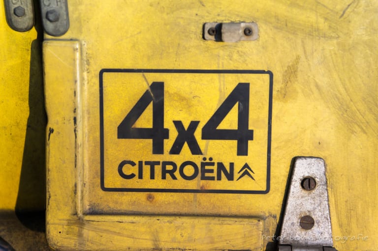 Zoom sur le logo Citroën 4x4