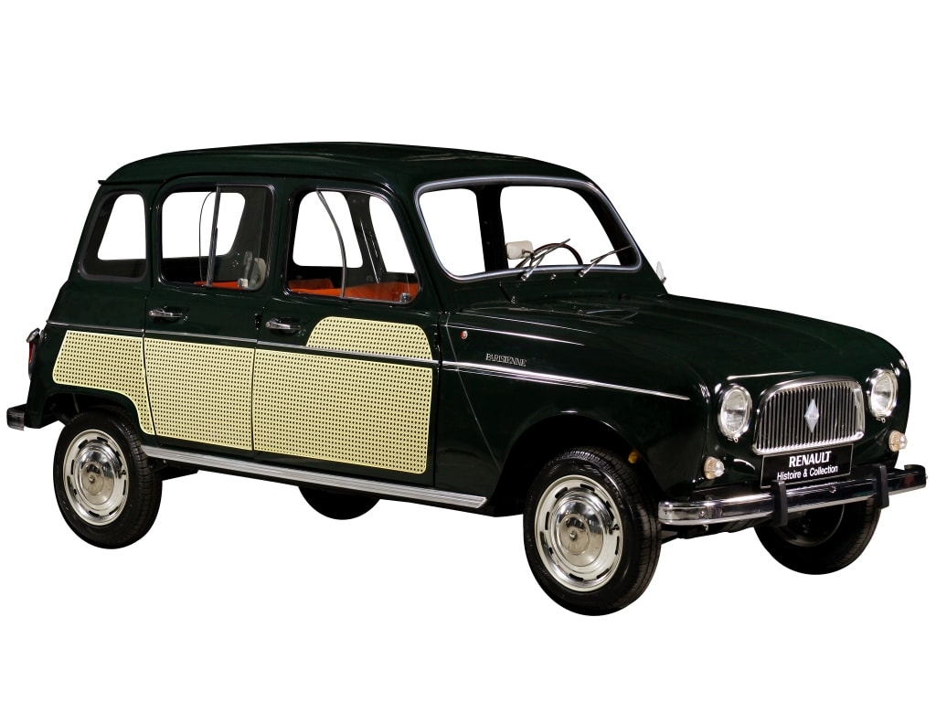 Renault 4 Parisienne noire de trois quarts avant