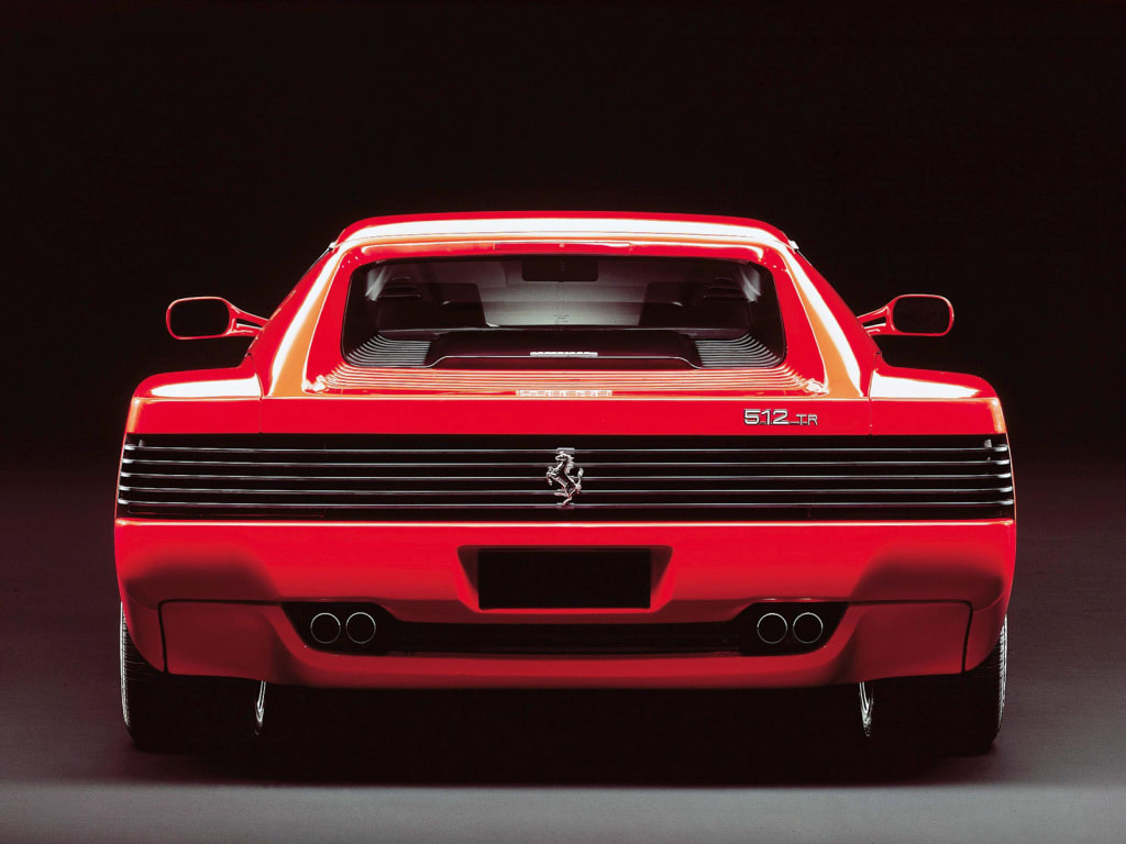Vue arrière de la Ferrari 512 TR