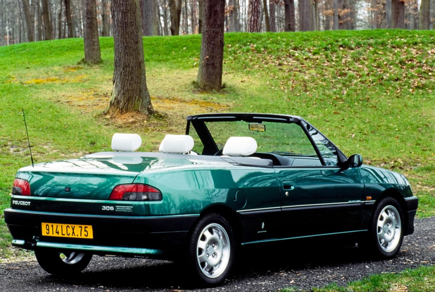 Peugeot 306 Cabriolet vue de derrière